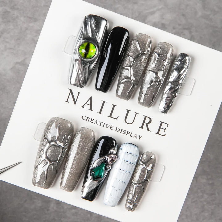 Kreatives Kunst Press-On Nagel Set mit einzigartigen Texturen
