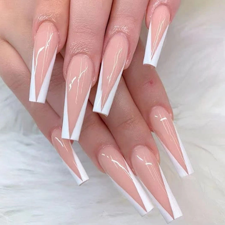 French Nail Art Spitzen Karnz