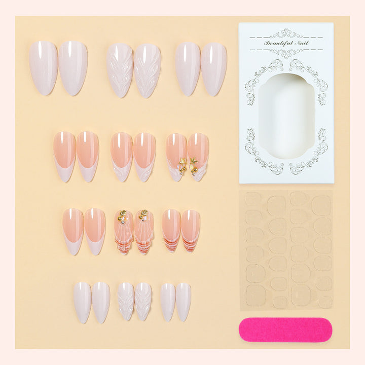 Elegante dekorative Press-On Nails Kollektion Karnz