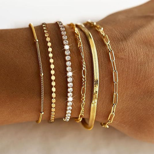 Mehrlagiges Silber Charm Armband Set Karnz