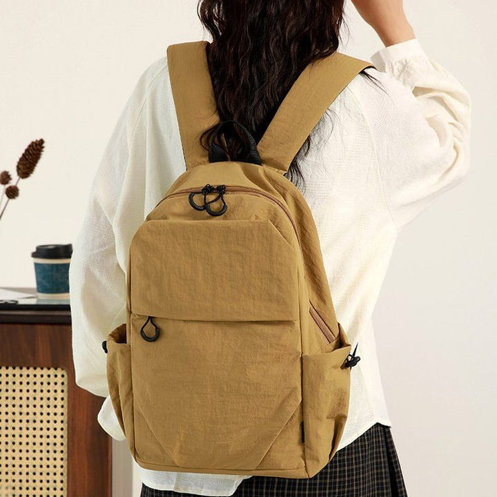Alltagsrucksack mit Elastischen Seitentaschen Karnz