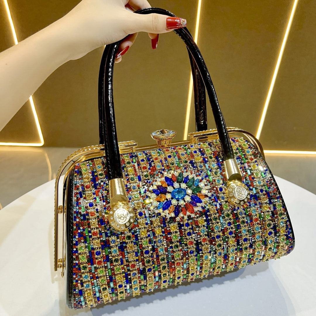 Dekorative verzierte Handtasche