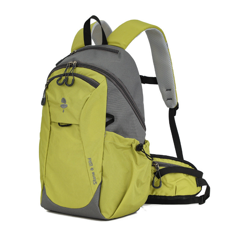 Vielseitiger Rucksack für Wanderungen mit mehreren Fächern Karnz
