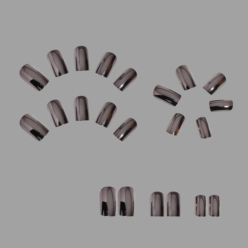 Glänzendes Press-On Nagelset Karnz