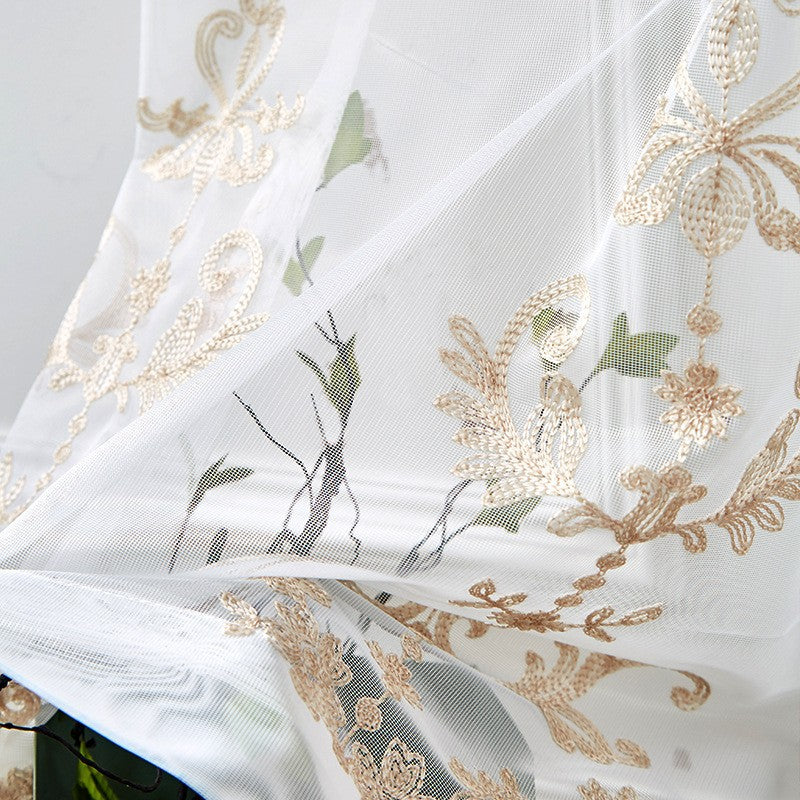 Feiner bestickter Voile-Gardinenstoff mit floralem Jacquard Karnz