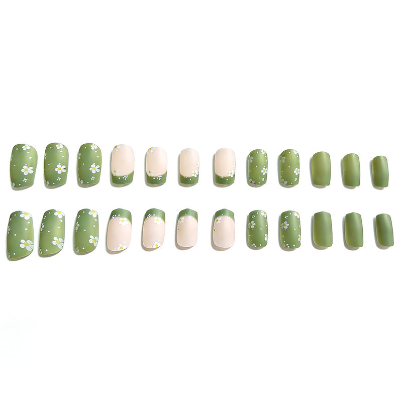 Floral Accent Nail Art Karnz