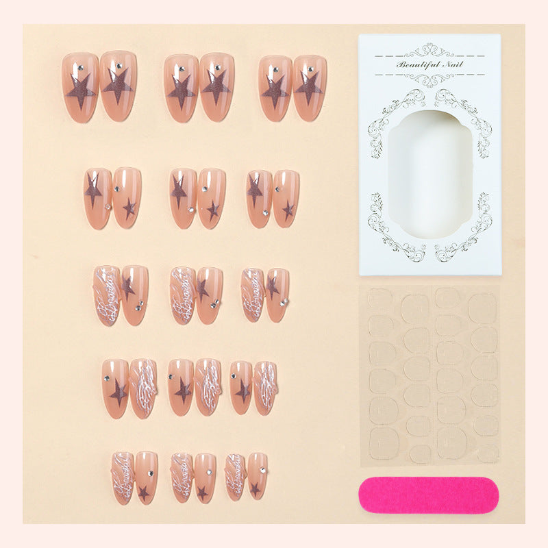 Künstlerisches Press-On Nail Set mit Stern- und Perlenakzenten Karnz
