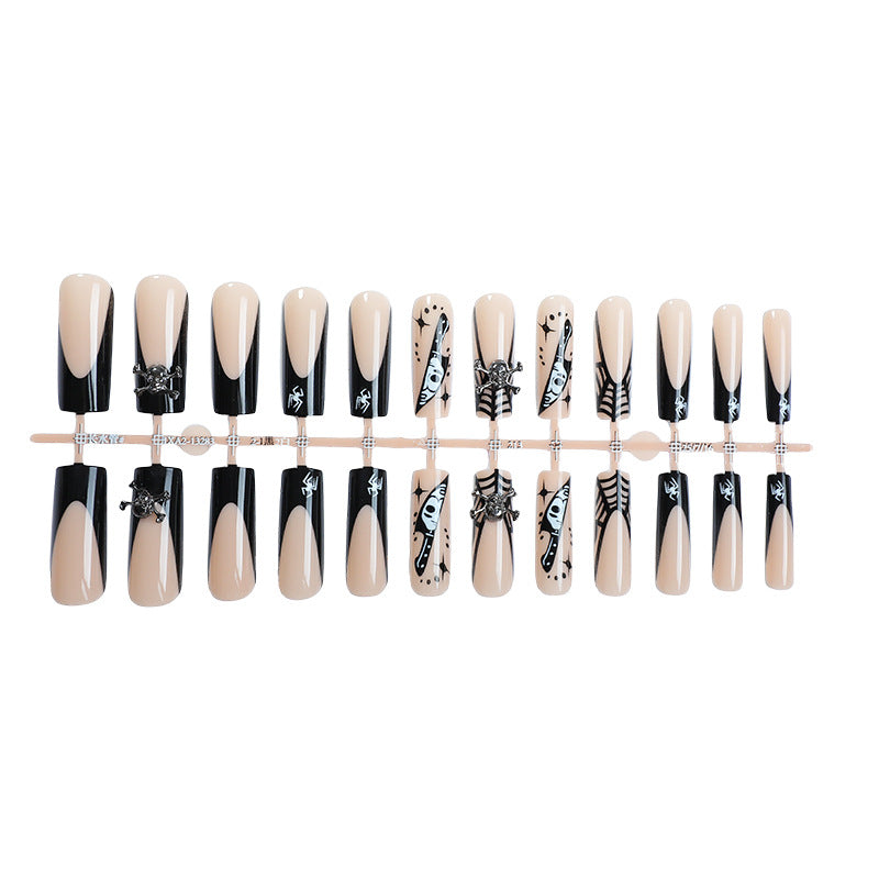 Künstlerisches Press-On-Nagel-Set mit einzigartigen Gothic-Designs Karnz