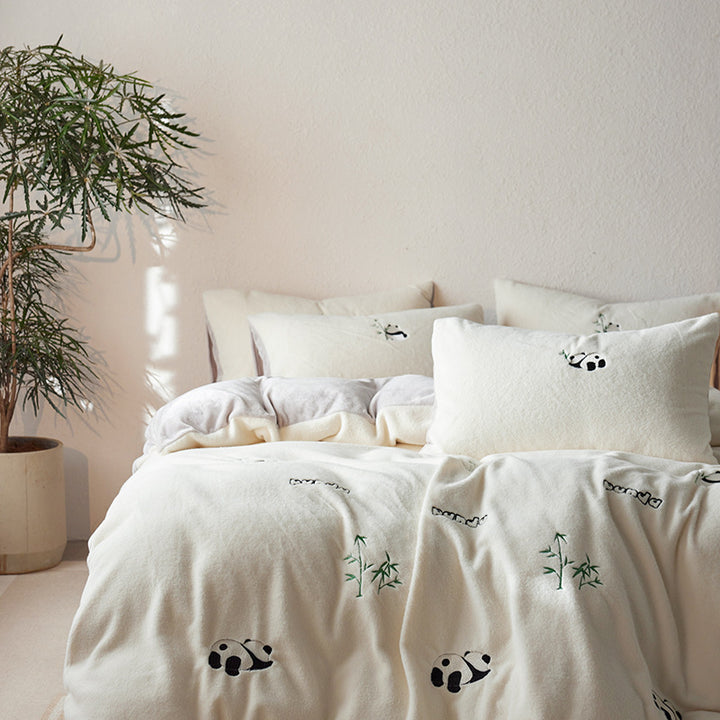 Bettwäsche-Set mit gesticktem Panda- und Bambusmotiv