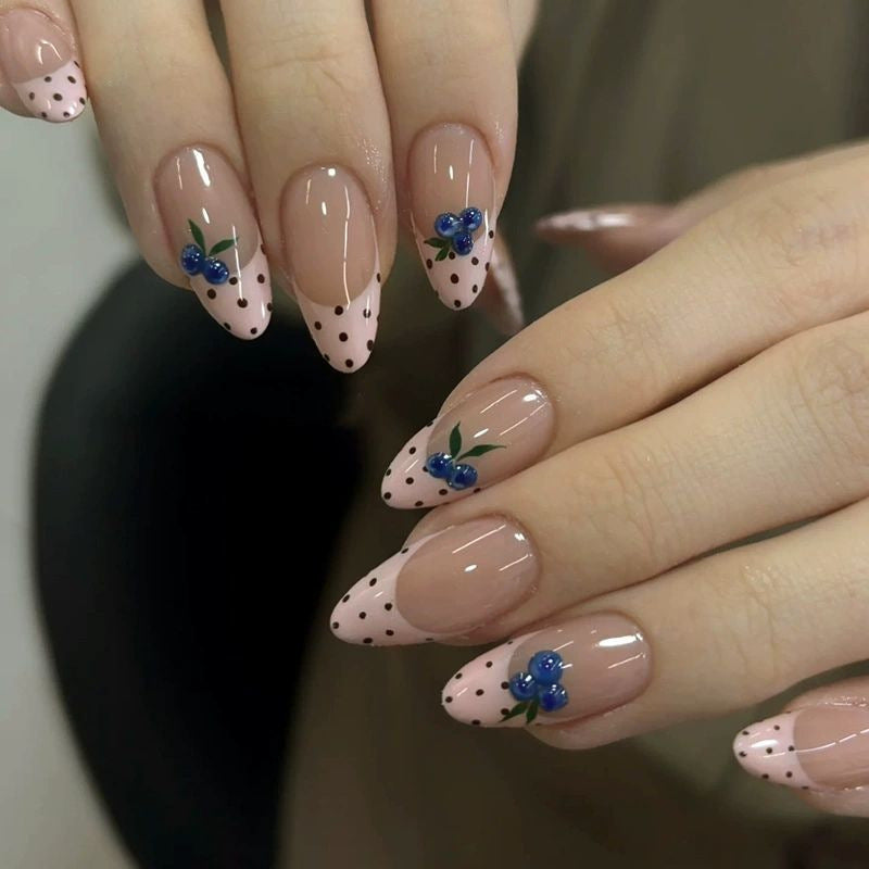 Künstlerische Blumen Design Nagelverstärkung Karnz