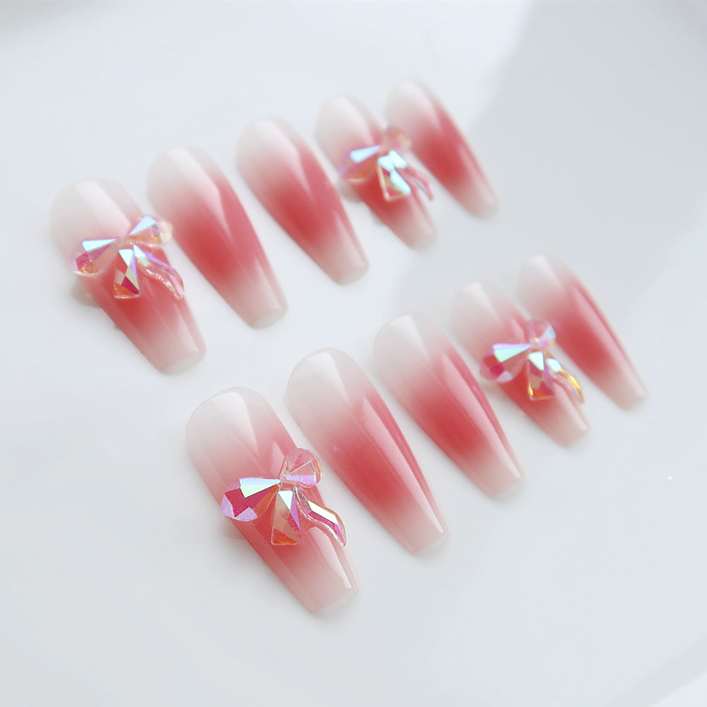 Elegantes Ombre Press-On Nageldesign