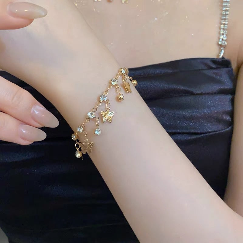 Elegantes Blattdesign Karnz-Halskette