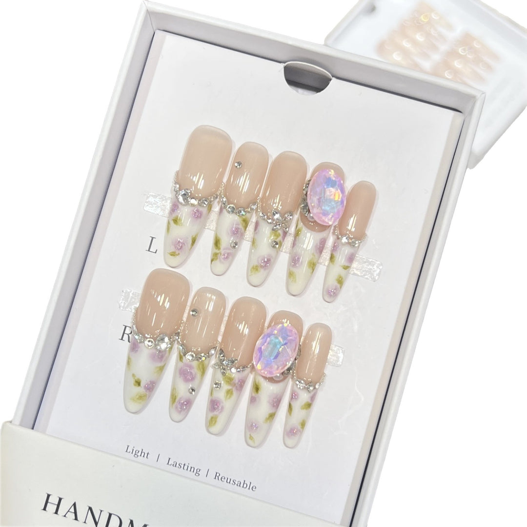 Dekorativer Floral Stiletto Press-On Nail Set Karnz