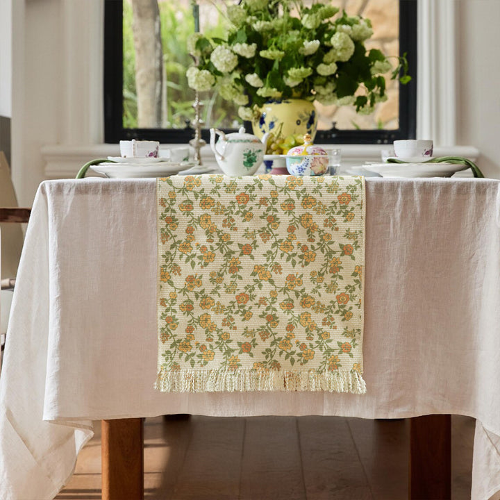 Gewebter Tischläufer mit Blumenjacquard, Fransen und Baumwollmix