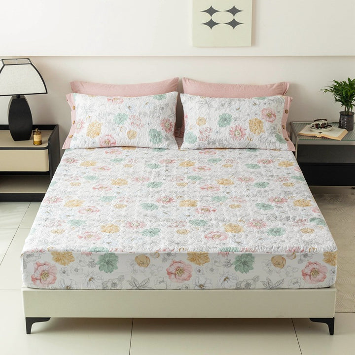 Gepolsterte Bettlaken und Kissenbezug Set mit botanischem Druck