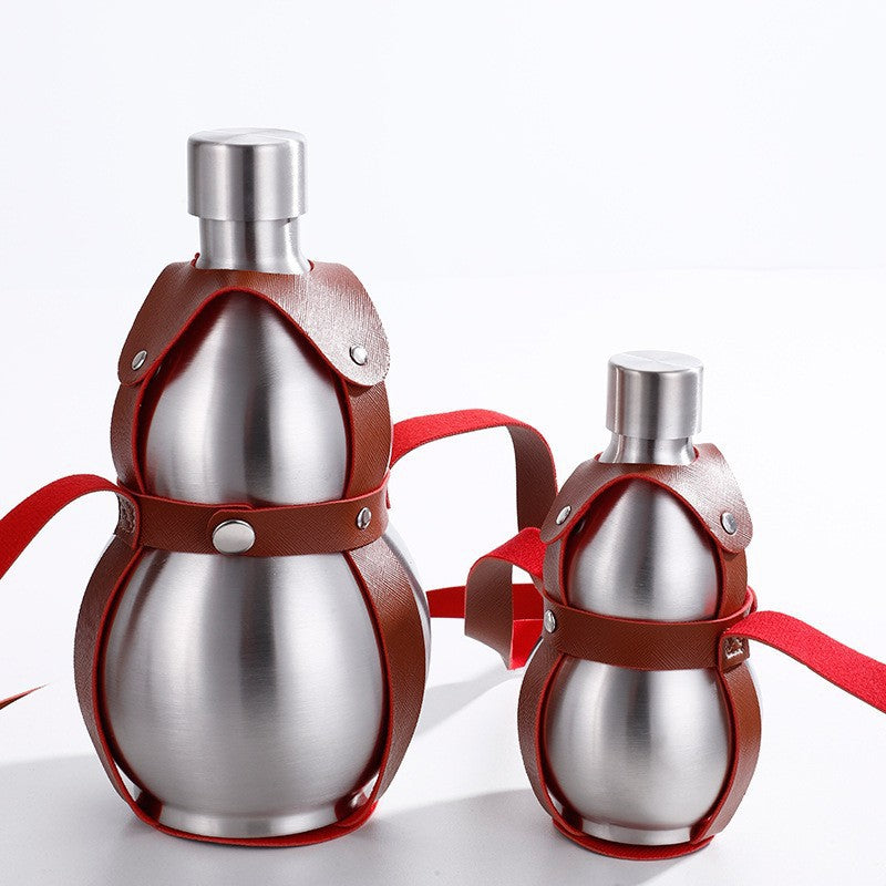 Damen Edelstahl-Wasserflasche mit trendigem Leder-Gurt Karnz