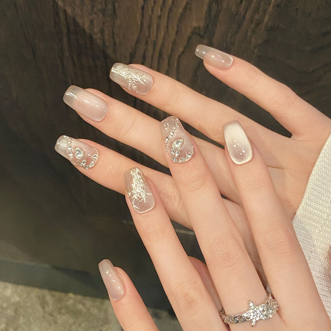 Dekorativer Nagelkunst-Kit Karnz