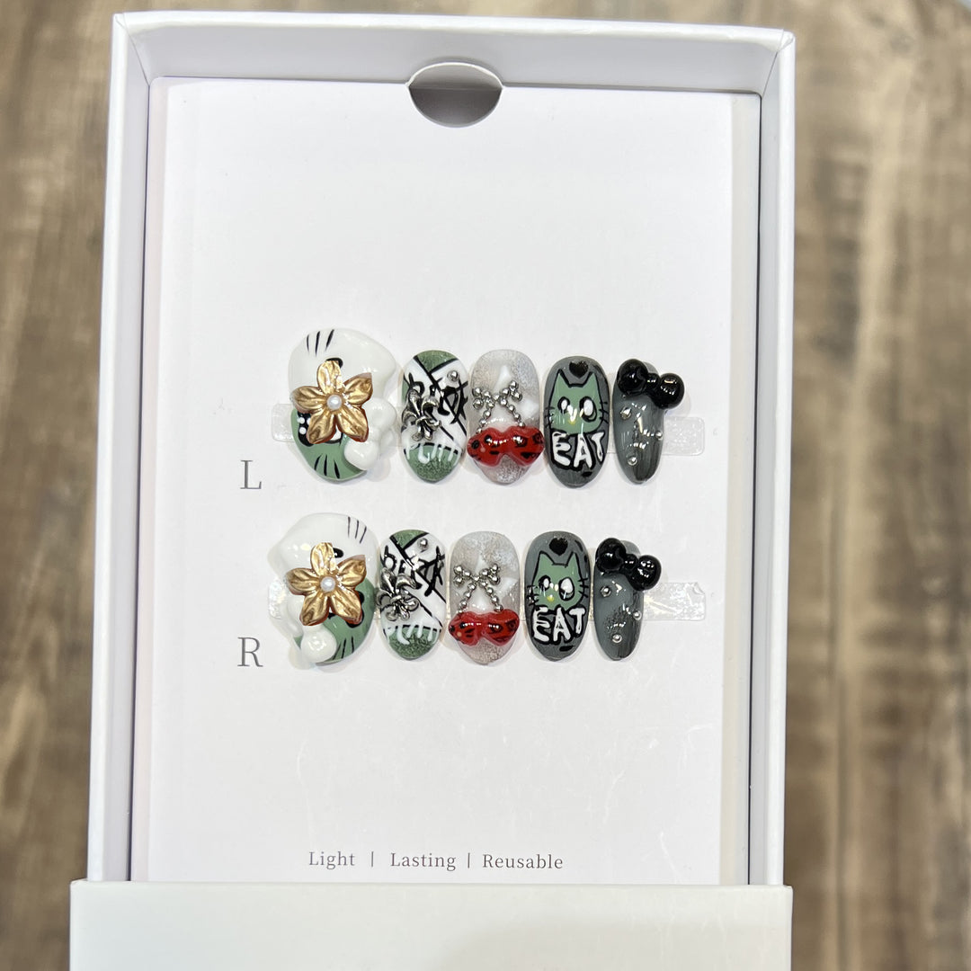 Verspieltes Charakterdesign Press-On Nagelkunstset Karnz