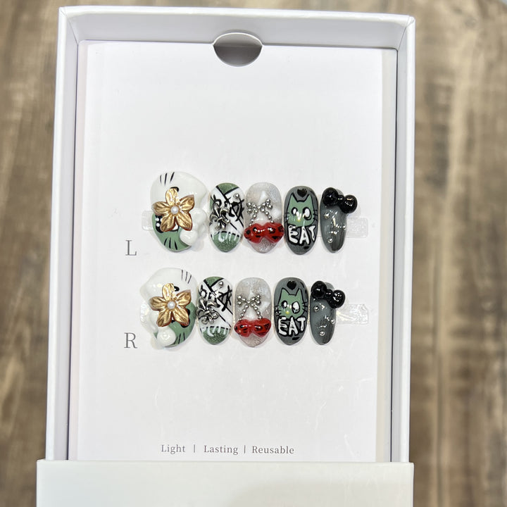 Verspieltes Charakterdesign Press-On Nagelkunstset Karnz