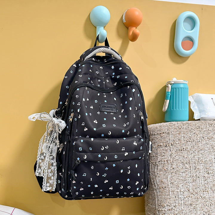 Stylischer Multi-Taschen-Rucksack mit dekorativen Akzenten Karnz