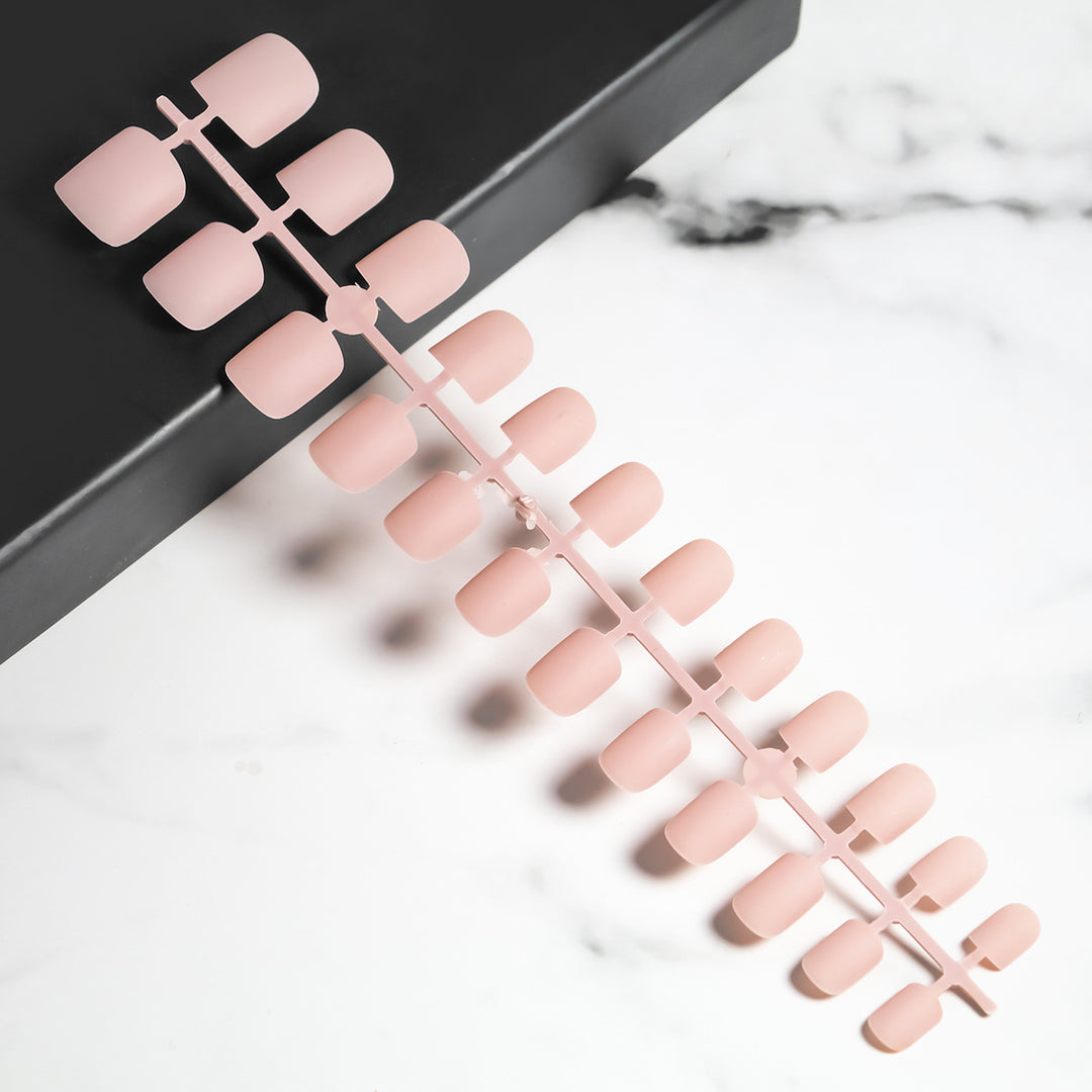Matte Finish Press-On Nail Tips Karnz