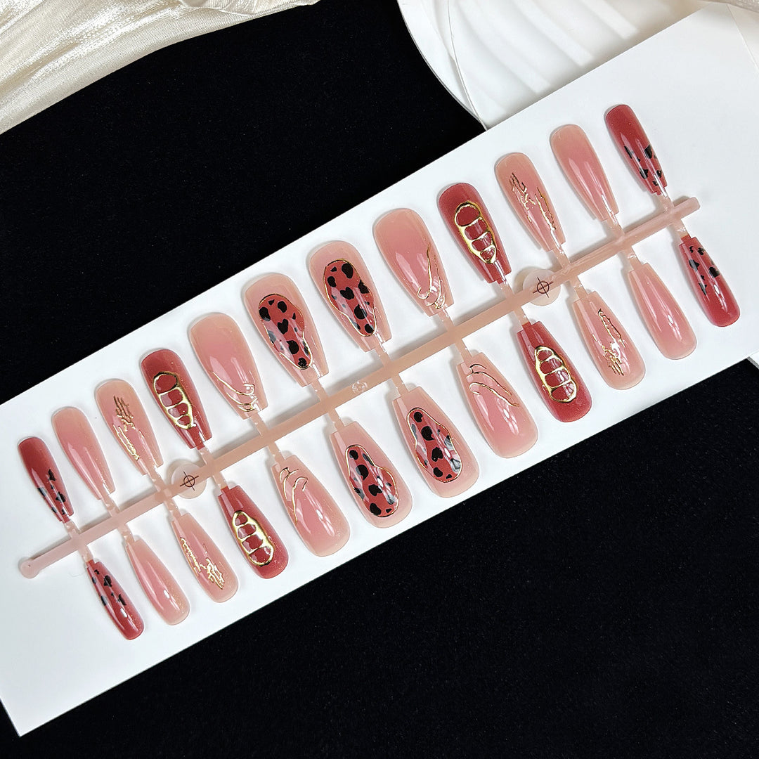 Elegantes Nail Art Set Karnz