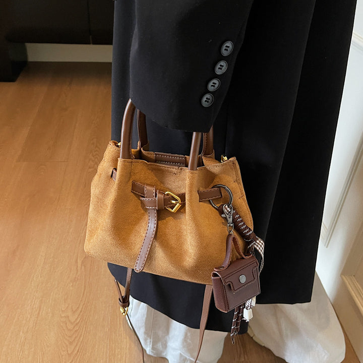 Elegante Wildleder Handtasche Karnz