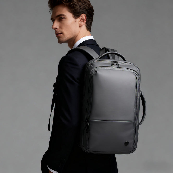 Business Rucksack mit Ergonomischem Design und Zahlreichen Fächern Karnz