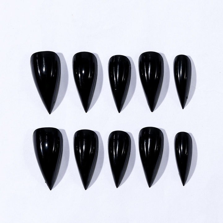 Sleek Stiletto Nagelvergrößerungen Karnz