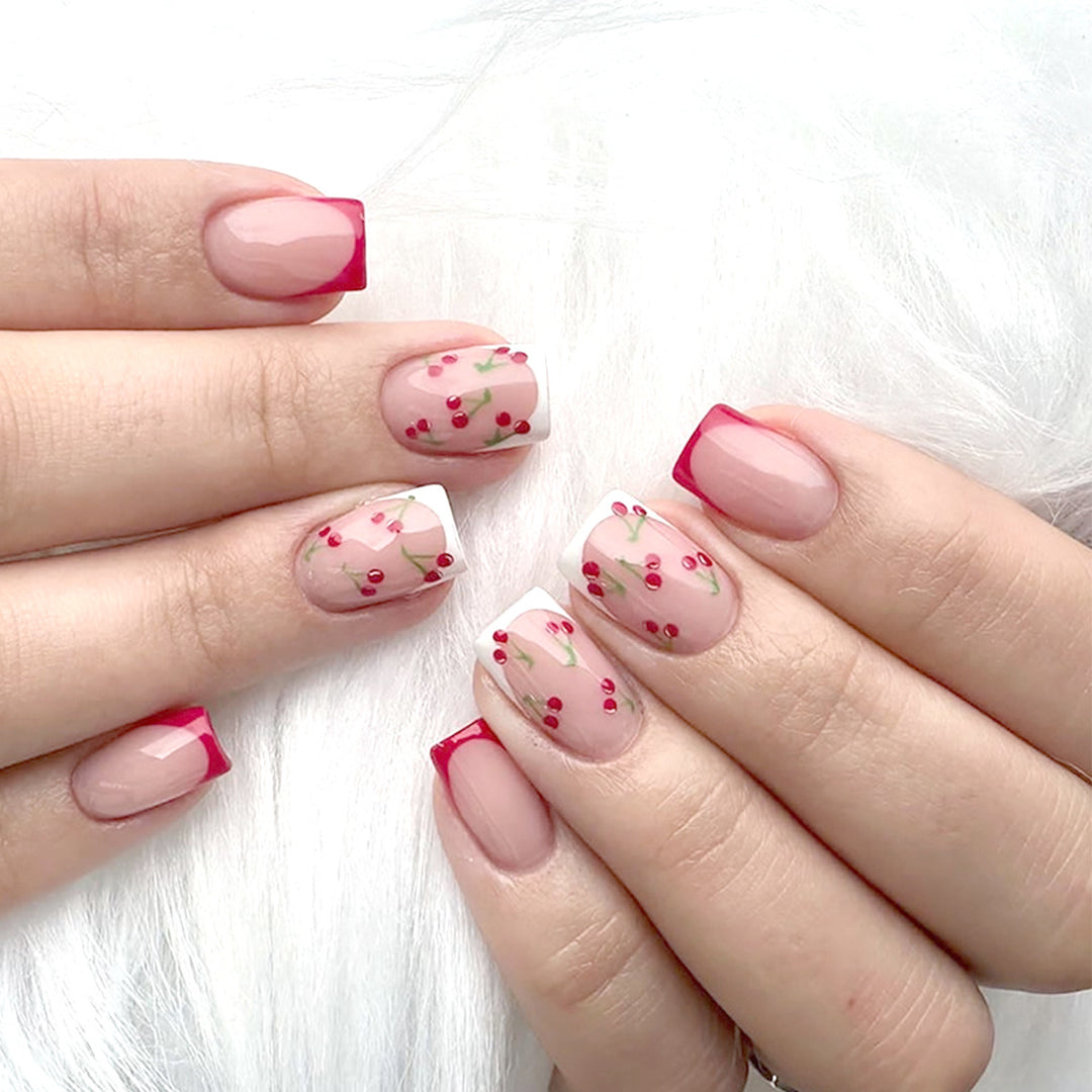 Blumige Acryl Press-On Nagelspitzen Karnz