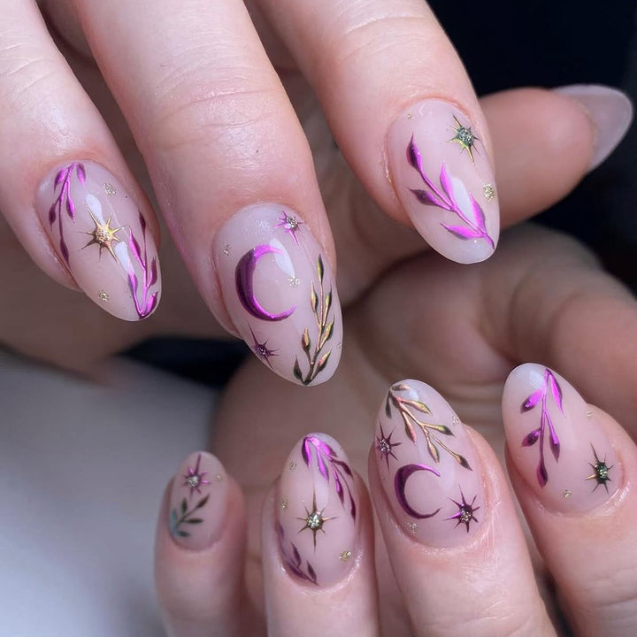 Kunstnägel mit Floralen 3D-Applikationen Karnz