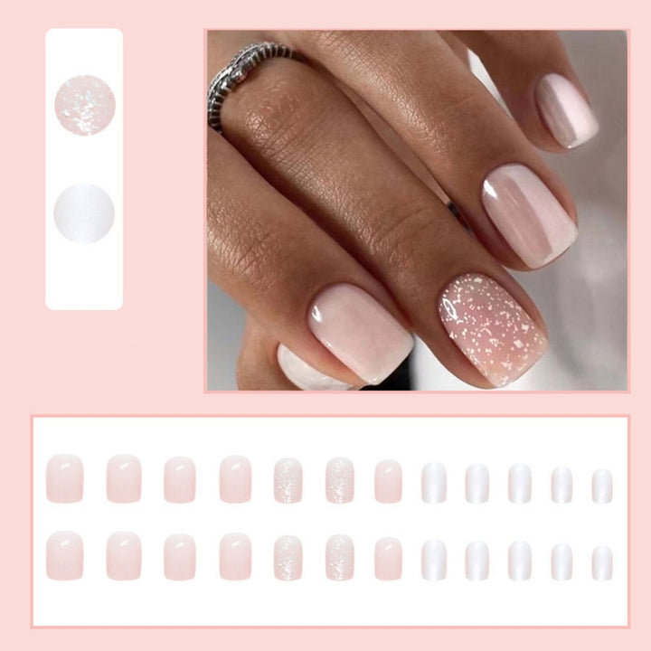 Eleganter Glänzender Press-On-Nagelset Karnz