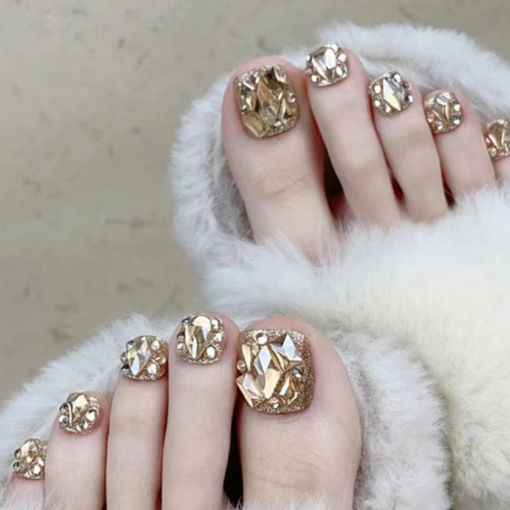 Dekorative Pediküre Nagelkunst Karnz