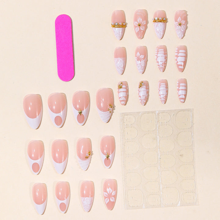Dekorative florale Stiletto-Nagelkunstverlängerungen Karnz