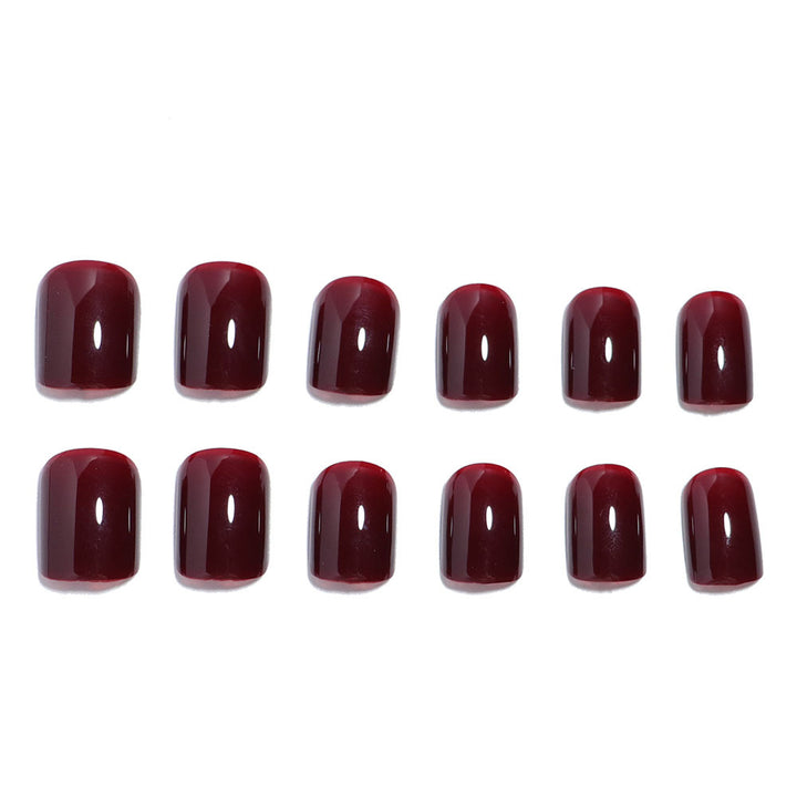 Glänzendes Press-On Nagelset mit eleganter Form Karnz