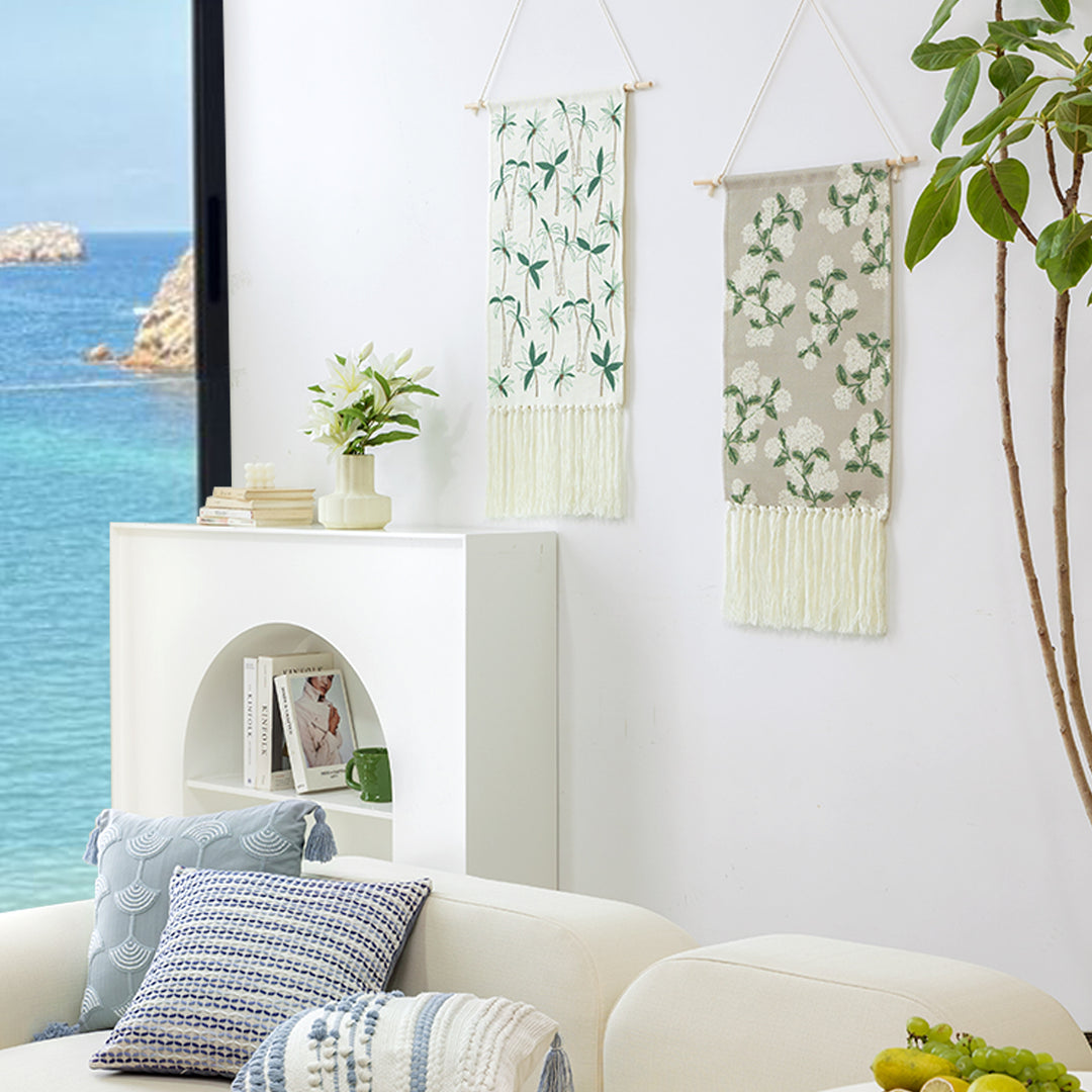 Gewebter Wandbehang mit floraler Jacquardstruktur und langen Fransen Karnz