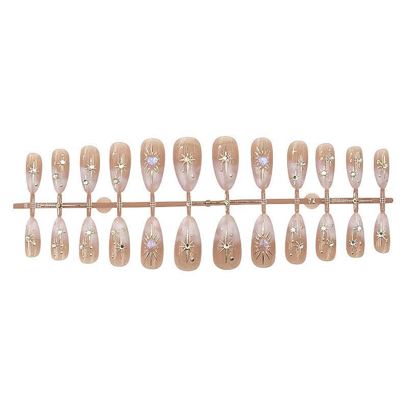 Dekoratives Press-On Nagelkunst Set Karnz