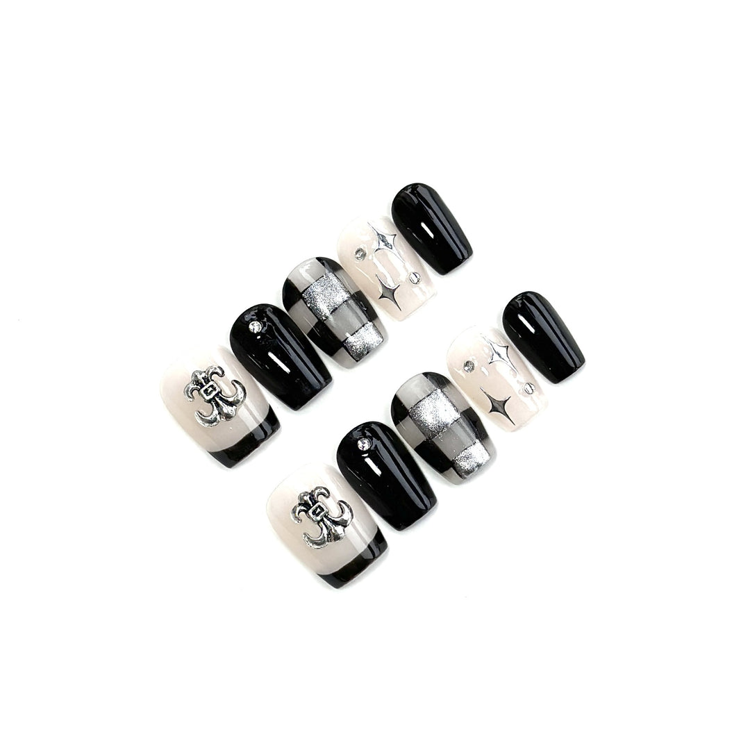 Schickes Dekoratives Press-On Nail Set