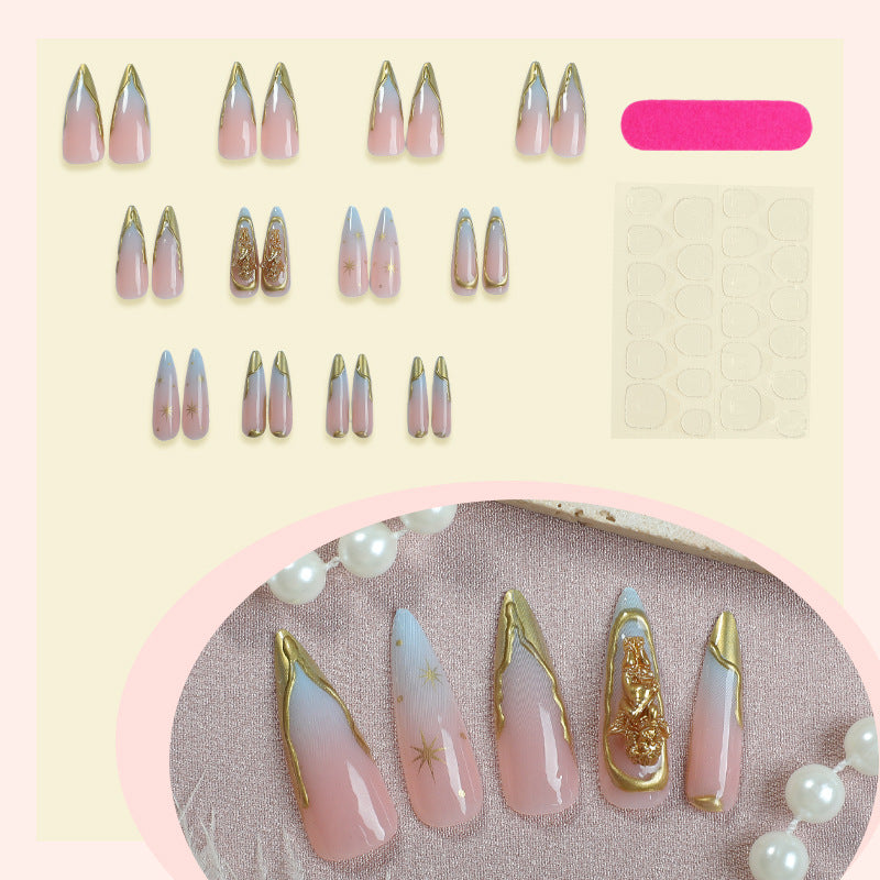 Elegantes Press-On Nagelkunst-Set mit goldenen Akzenten Karnz