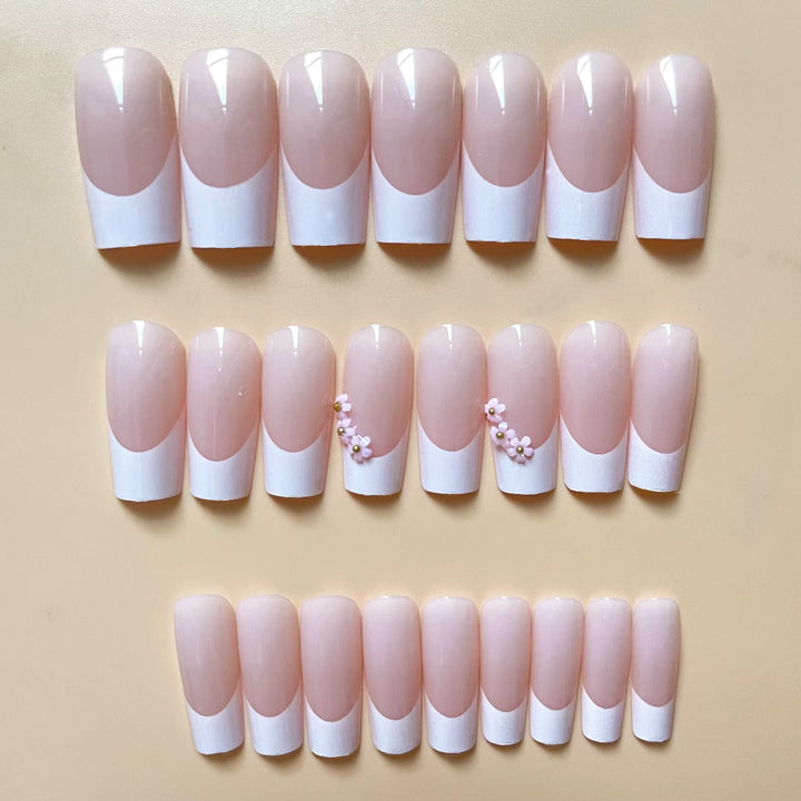 Elegante Fusion-Nagelverlängerungen Karnz