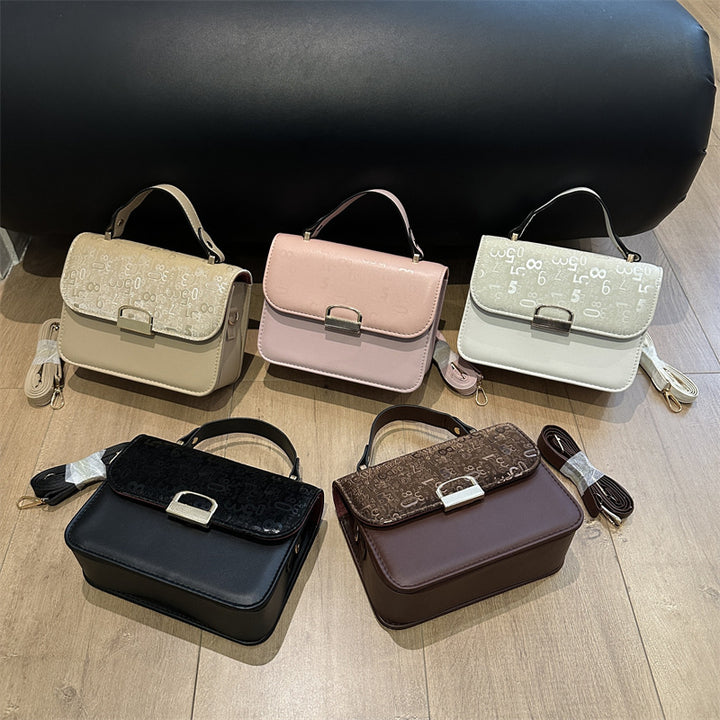 Stilvolle strukturierte Handtasche  1790614128