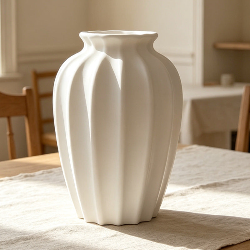 Skulpturale Texturierte Dekorative Vase Karnz
