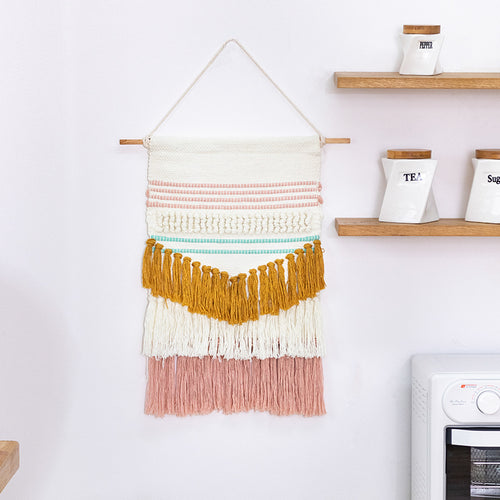 Handgewebter Wandbehang im Boho-Stil mit Quasten und geometrischer Struktur