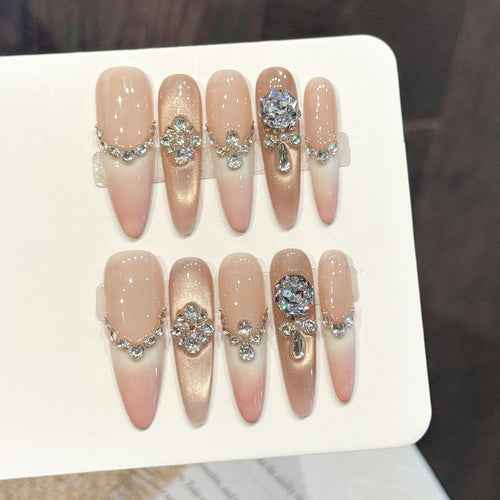 Glamouröse Stiletto Press-On Nagelset mit Strassverzierungen