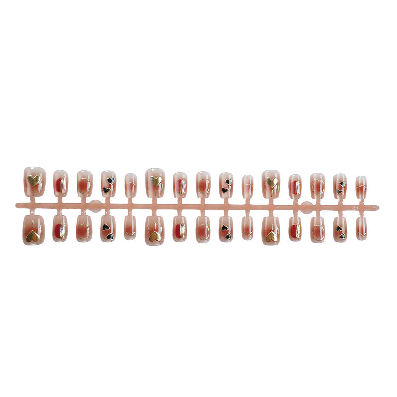 Elegantes Herz-Themen Press-On Nagelkunstset