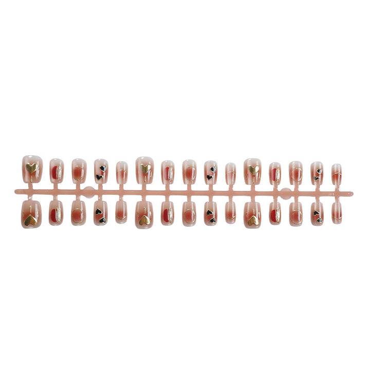 Elegantes Herz-Themen Press-On Nagelkunstset