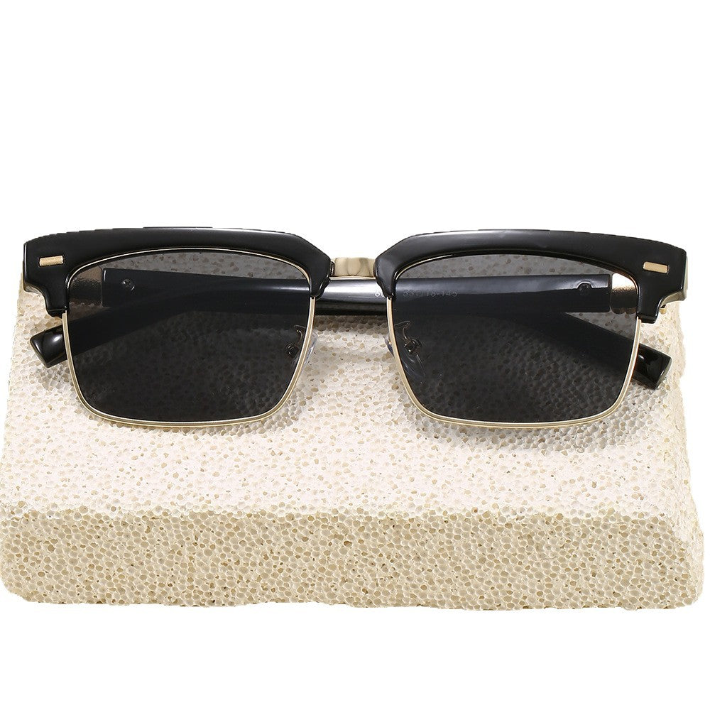 Modische Sonnenbrille mit Quadratischem Rahmen und Stilvollem Design Karnz