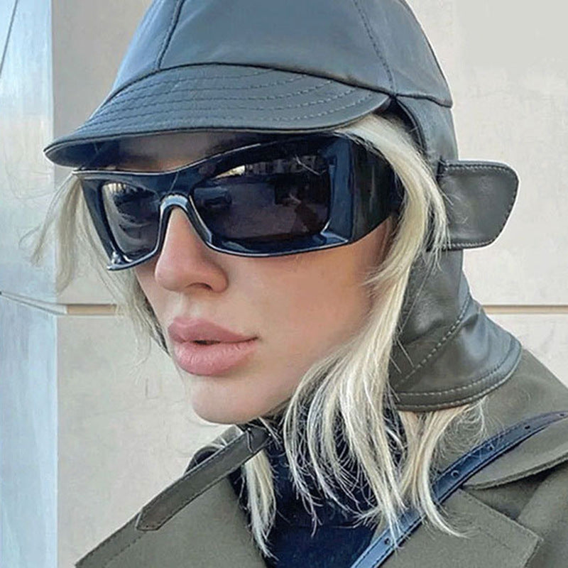 Damen Sport-Sonnenbrille mit ergonomischem Design und UV-Schutz Karnz