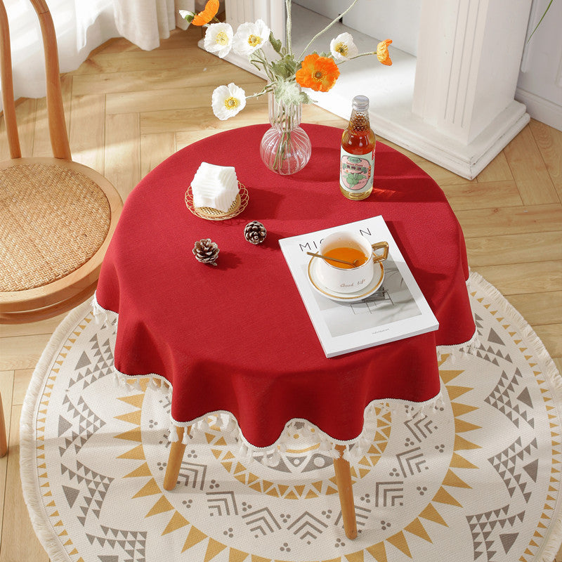 Schicke Fransentischdecke