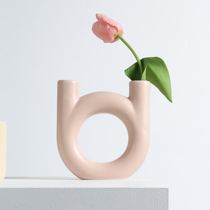 Zeitgenössische skulpturale Keramikvase